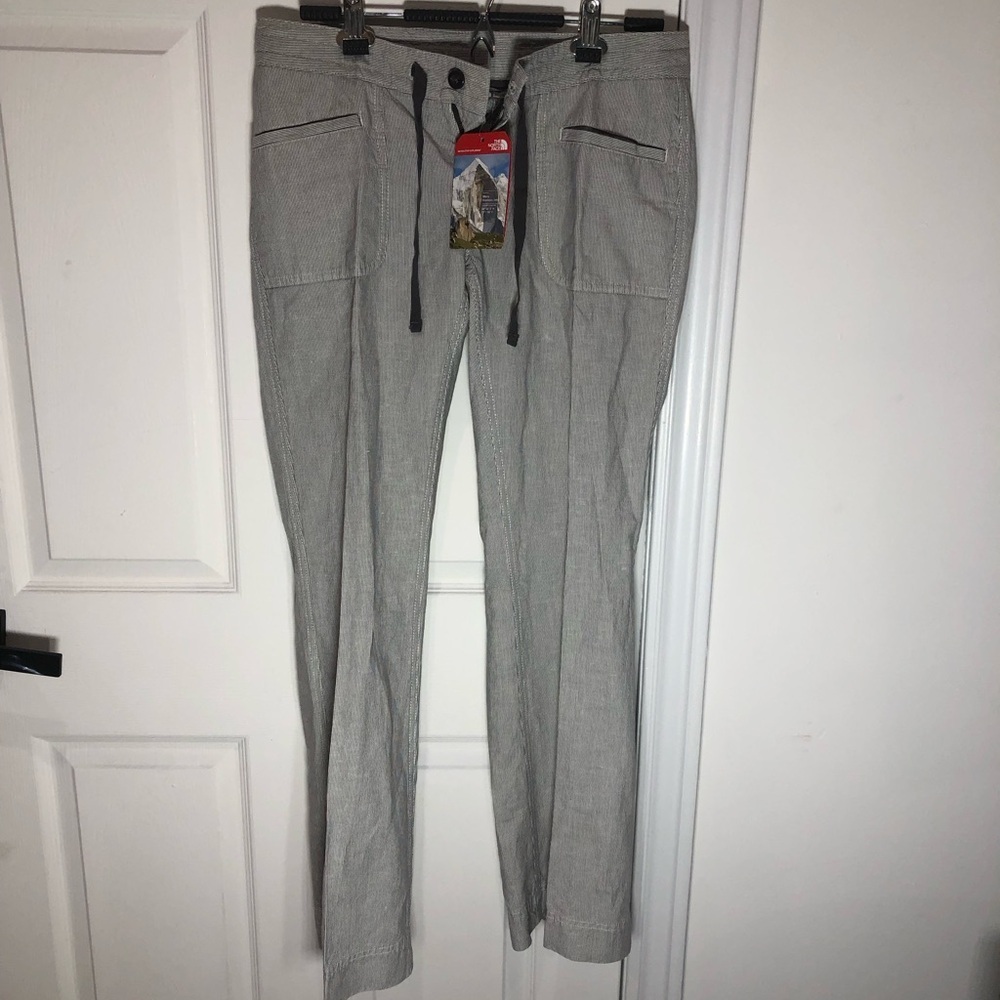 North face wander free pants